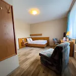 Woerlitzer Hof 호텔 4*