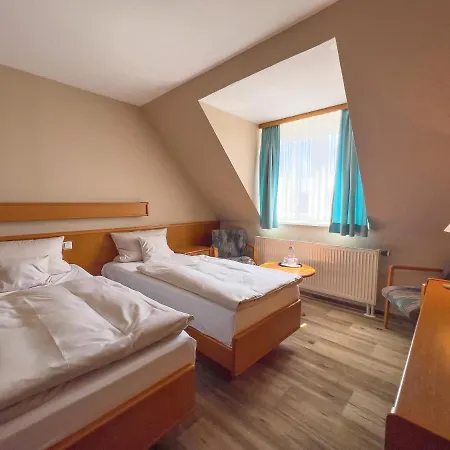 Woerlitzer Hof Hotel 4*