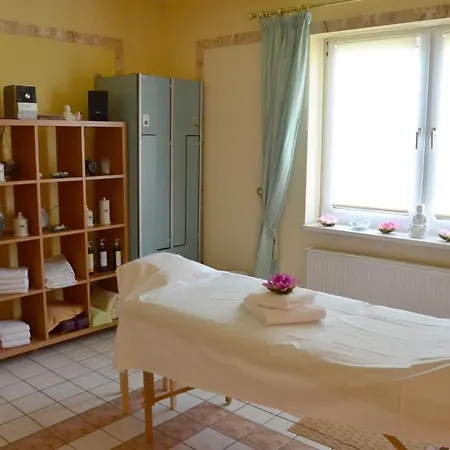 Wörlitzer Hof Oranienbaum-Woerlitz