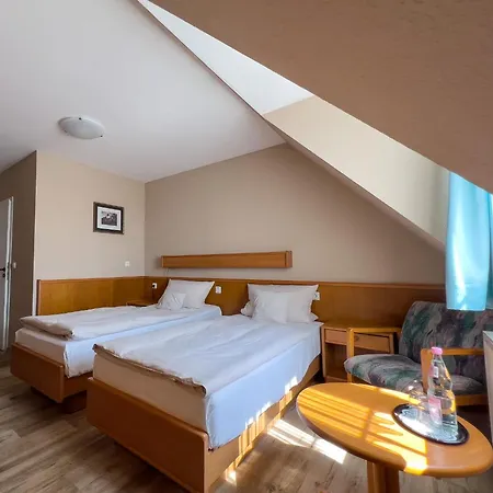 Woerlitzer Hof 4*