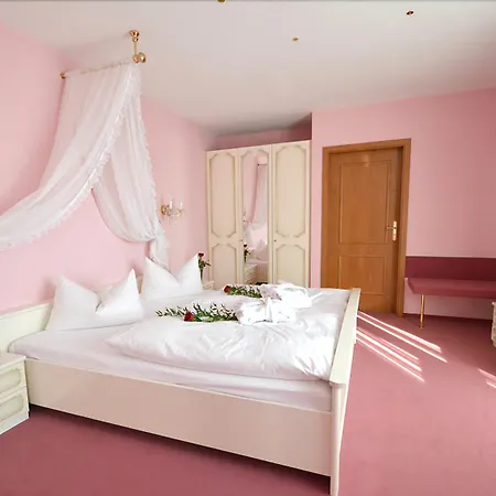 Wörlitzer Hof Oranienbaum-Woerlitz