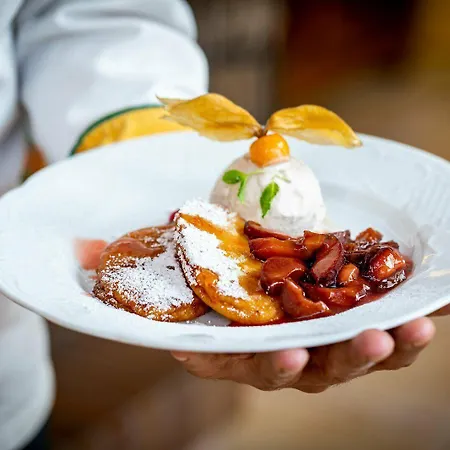 Woerlitzer Hof فندق