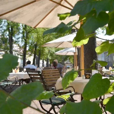 Woerlitzer Hof فندق