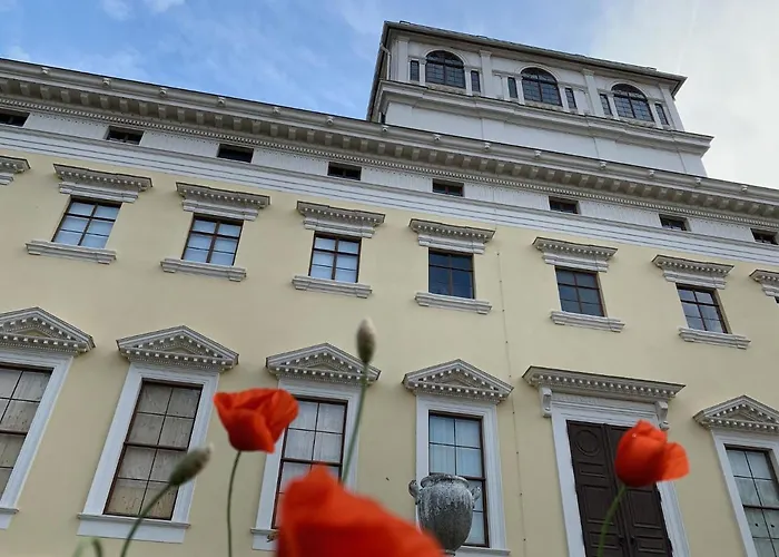 Woerlitzer Hof Szálloda 4*